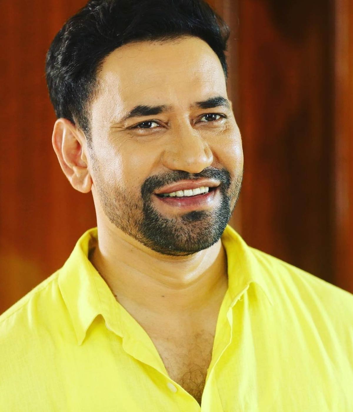 दिनेश लाल उर्फ निरहुआ who is dinesh laal yadav