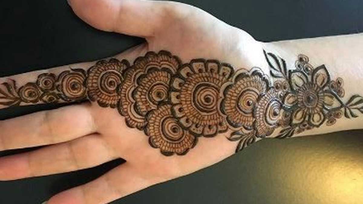 Arabic mehndi design