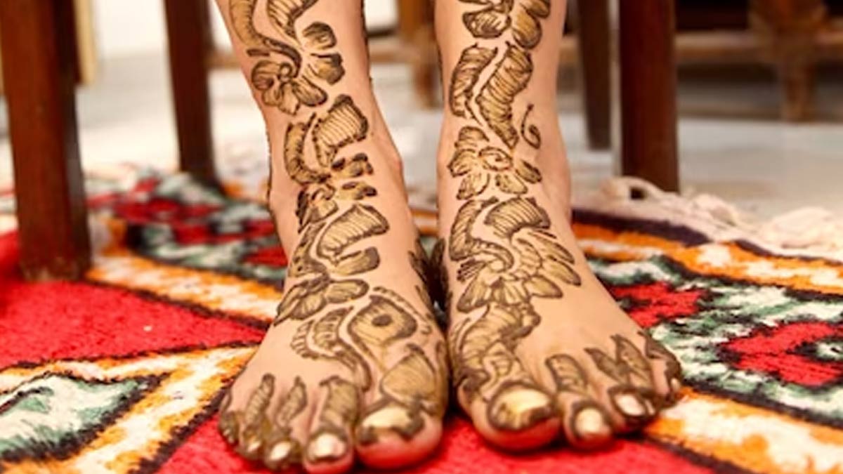 Latest mehndi design this karwa chauth see Viral trending latest Simple and  full hand mehndi design photo and images see here - Latest mehndi designs  2019: करवा चौथ पर इन मेहंदी के