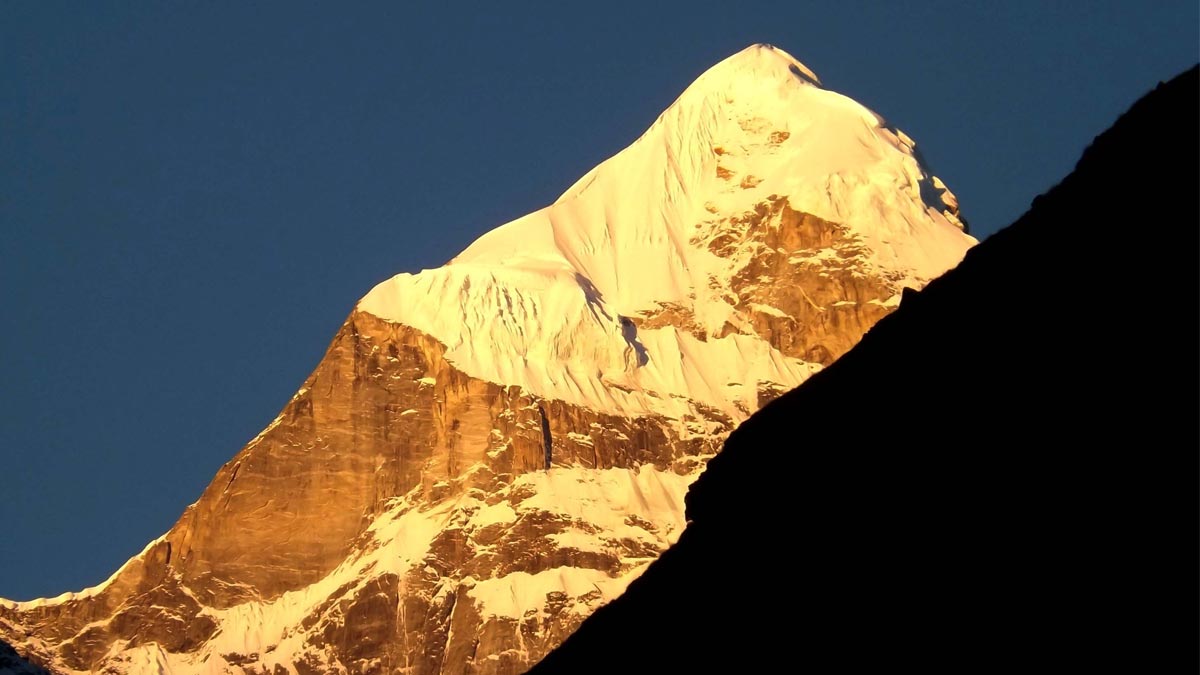 Neelkanth Peak
