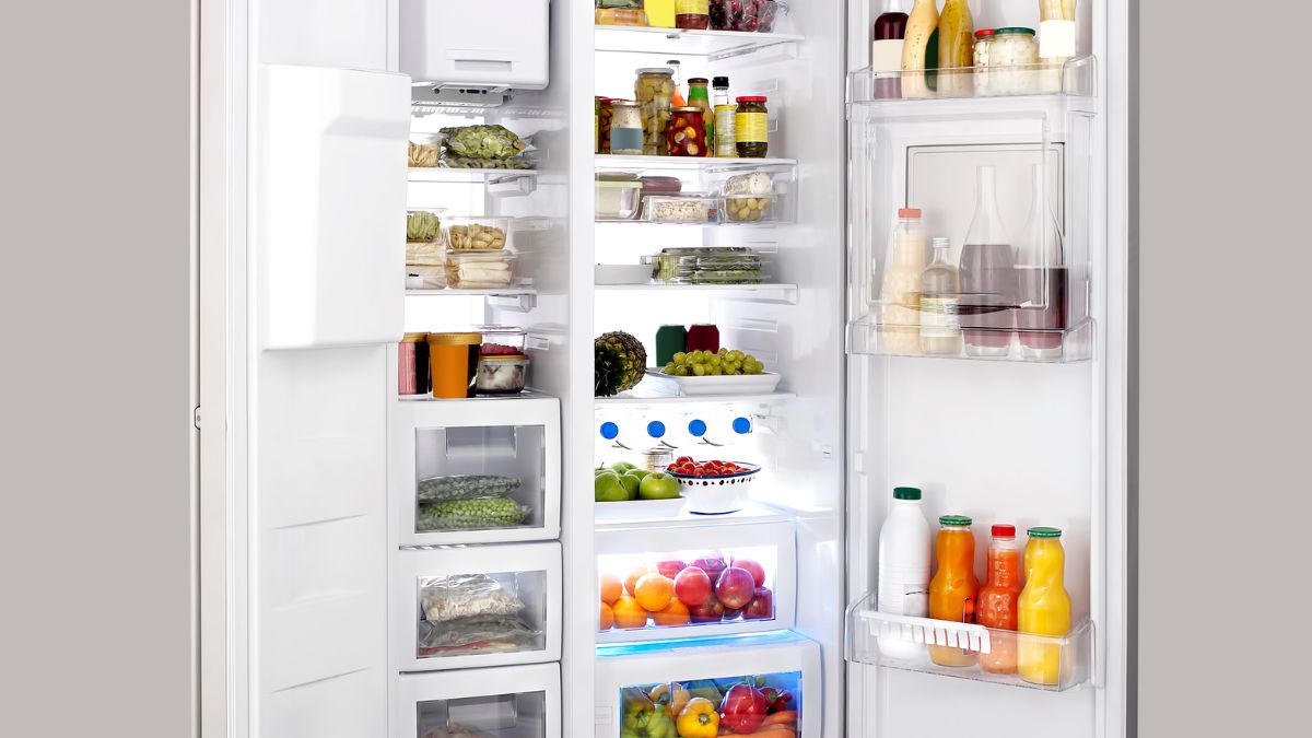 Refrigerator Price: सिंगल से लेकर डबल डोर साइज तक के फ्रिज देखें किफायती दामों में 