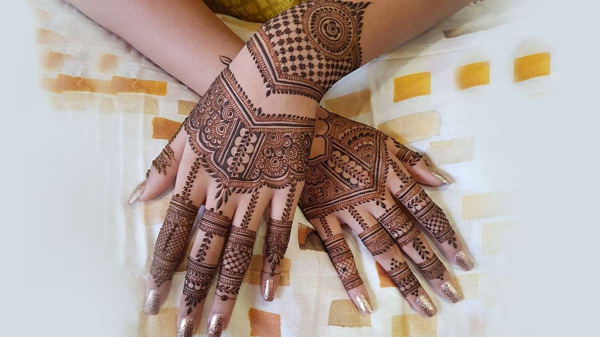 Top 90+ Mehndi Designs For Hands | WeddingBazaar