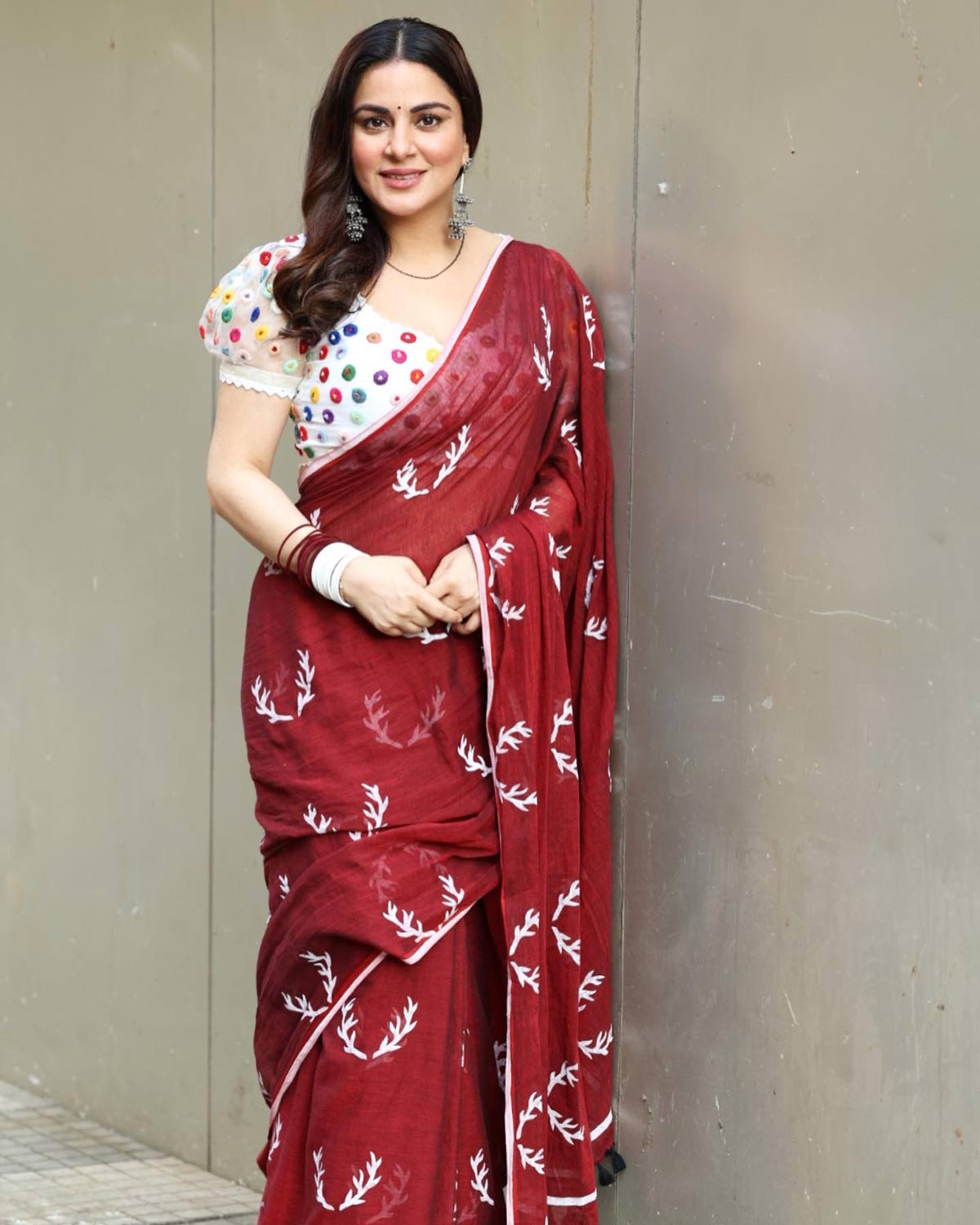 actress shraddha arya