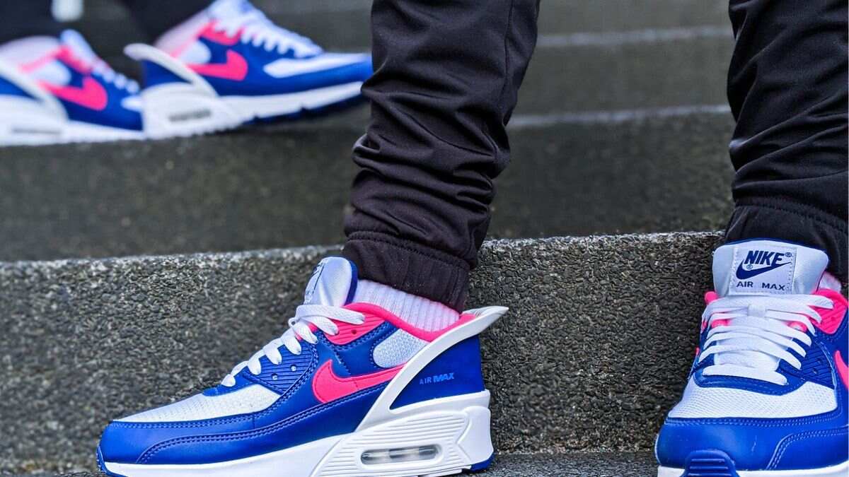 Amazon Sale जबरदस्त कंफर्ट और लुक वाले Nike Shoes 59 के डिस्काउंट में खरीदें amazon sale up