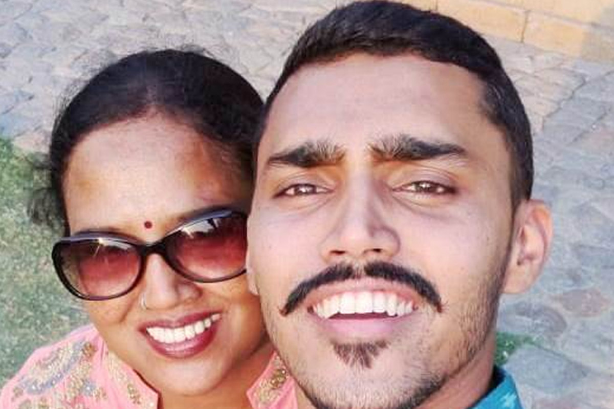 aruna desai and her son