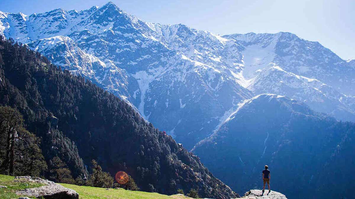 जून की तपती गर्मी में भारत की इन हसीन और ठंडी जगहों पर घूमने पहुंचें