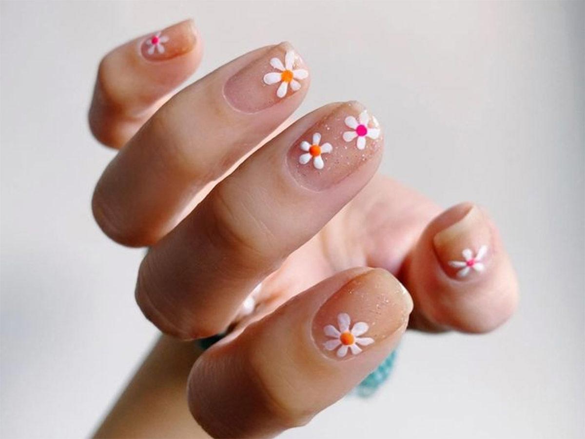 flower nail art