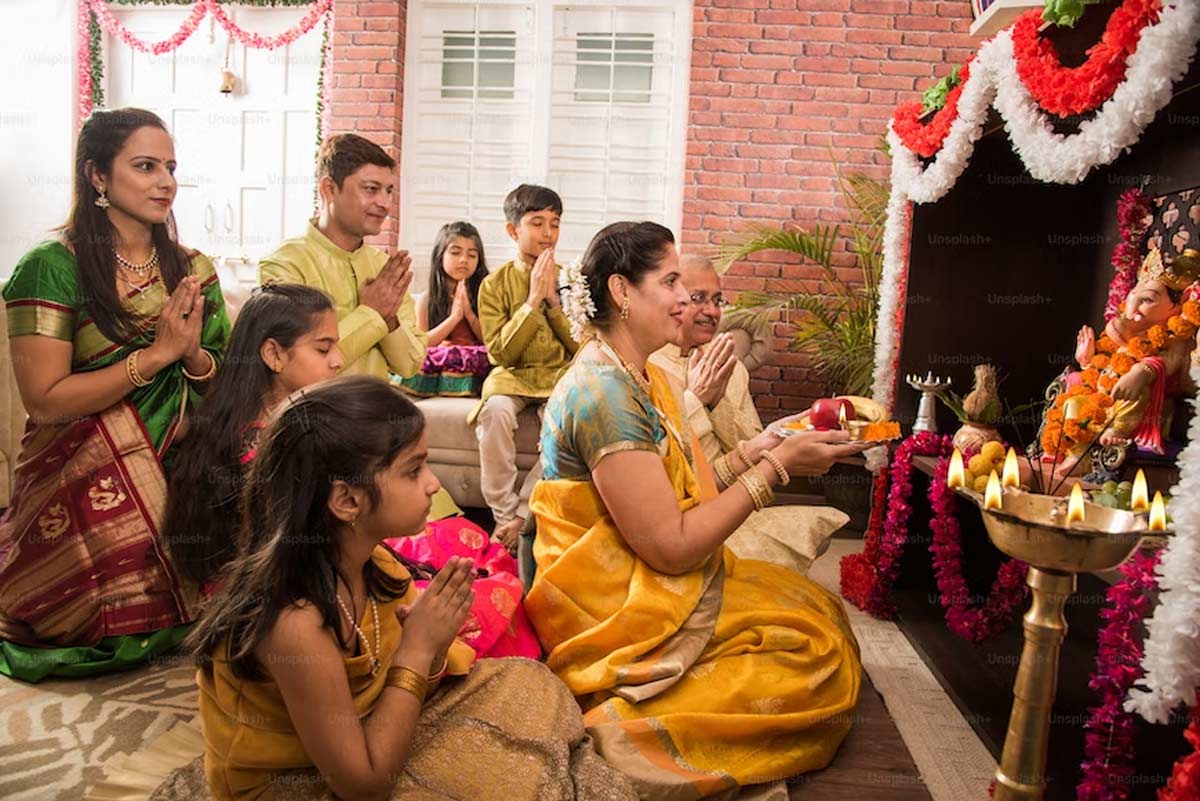 husband wife position during puja