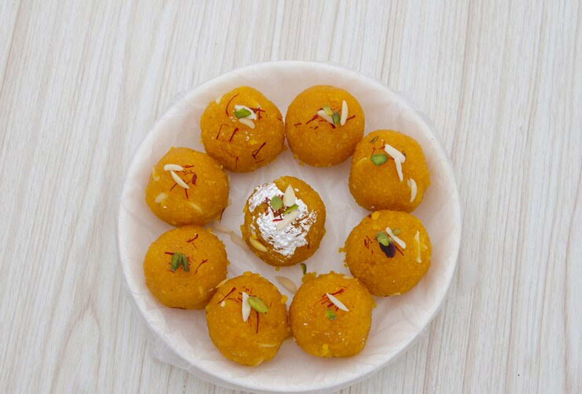 is it better to eat sweets before or after food