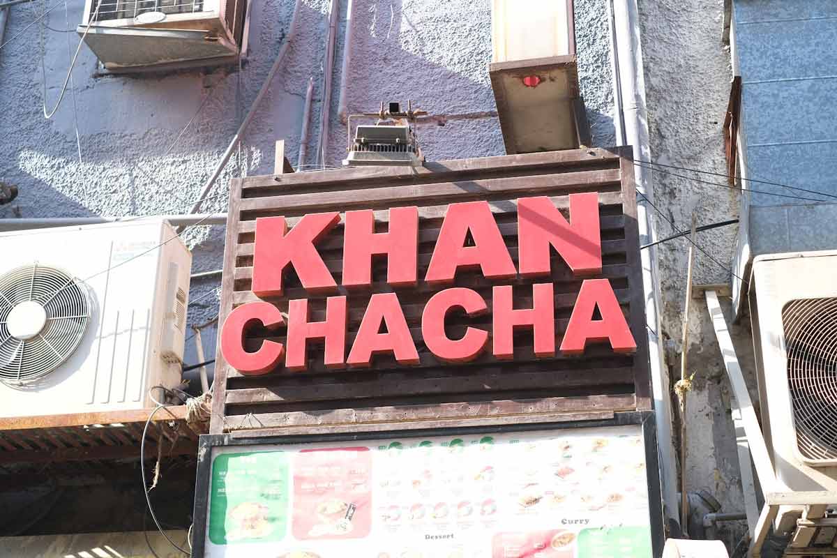 khan chacha khan market