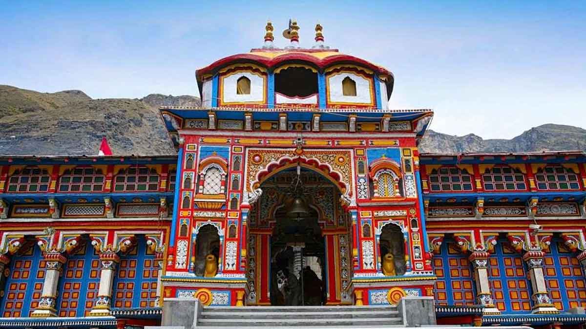 बद्रीनाथ मंदिर से जुड़ी हुई हैं ये 3 रोचक बातें 