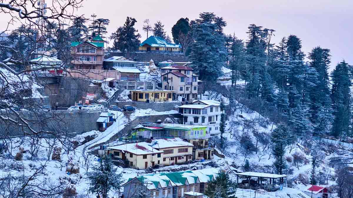 Hill Stations To Visit In Uttarakhand To See Magical Snowfall | HerZindagi