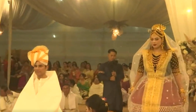 Randeep Hooda marries Lin Laishram MANIPUR