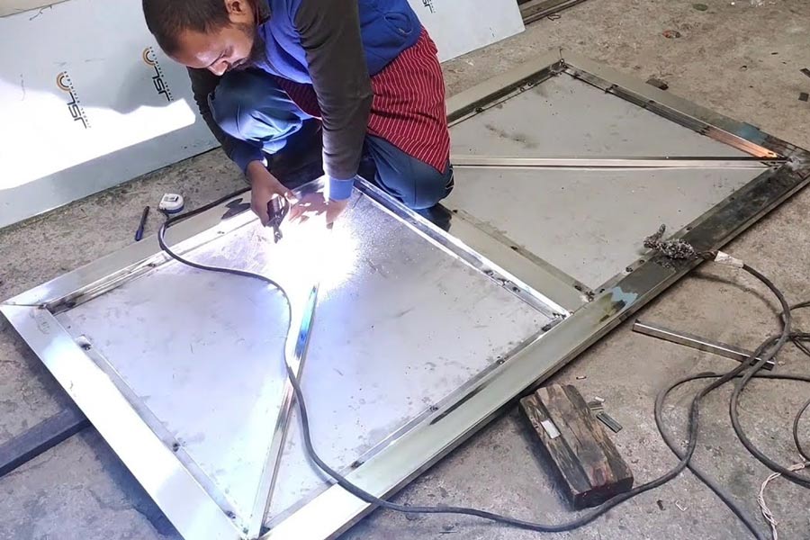 TIPS  bathroom door from water