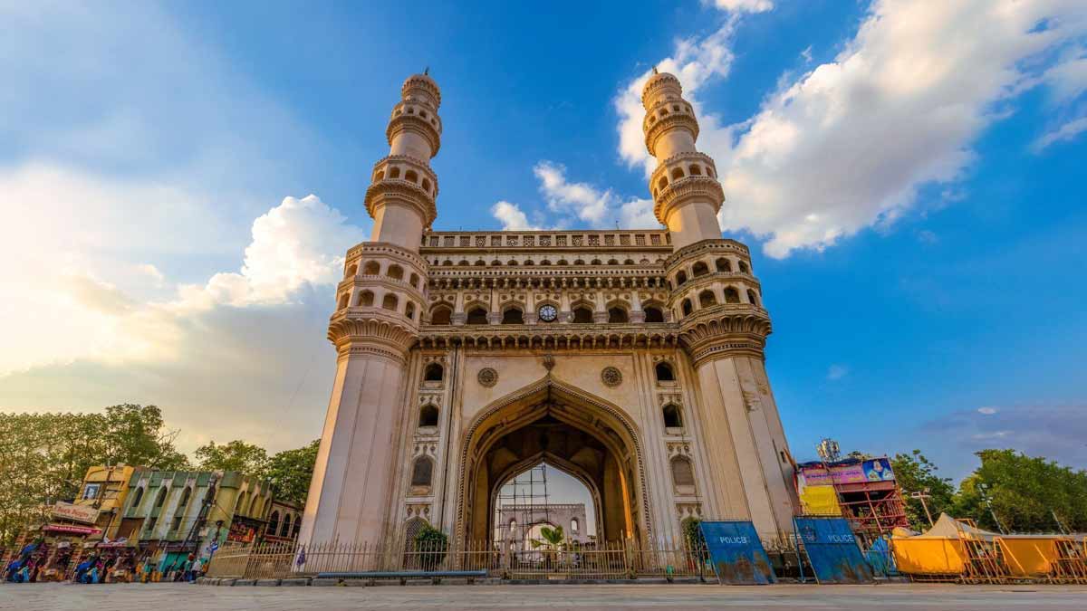 सर्दियों में हैदराबाद की ये जगहें लगती हैं बेहद खूबसूरत, आप भी करें  एक्सप्लोर | best places to visit in hyderabad during winter | HerZindagi
