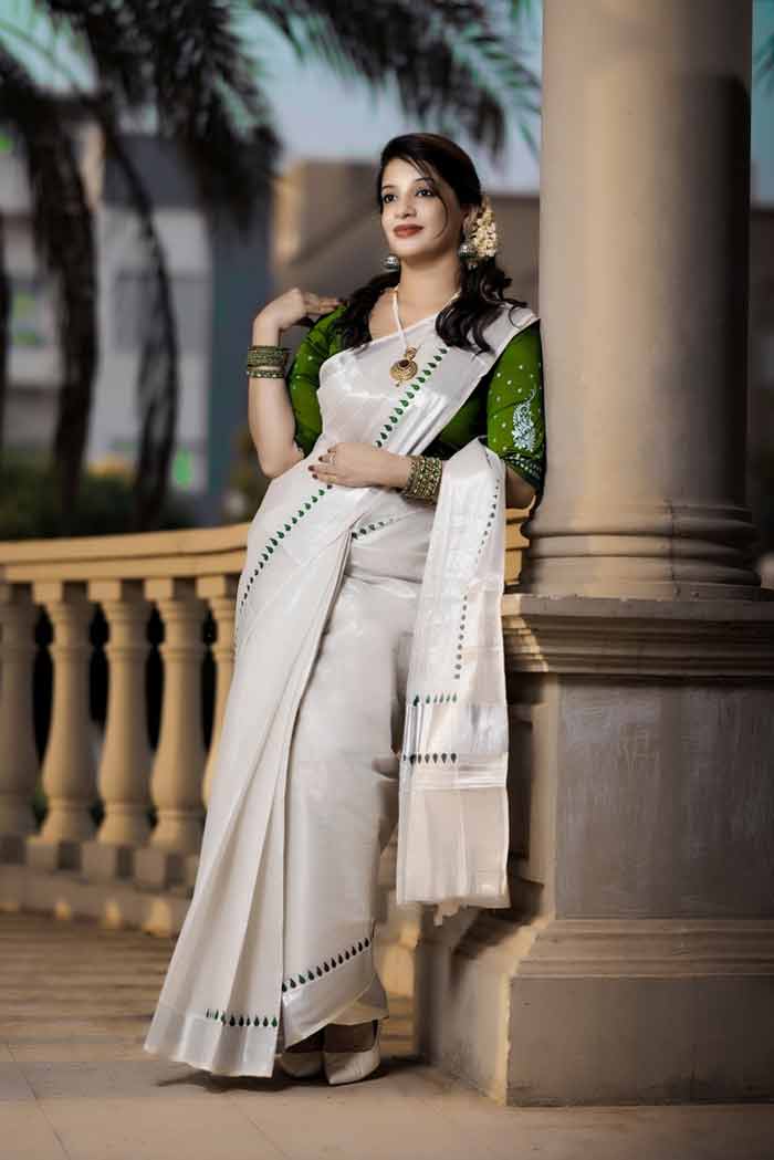 Gayathri Sarees – Gayathri Reddy Traditional Designer Studio