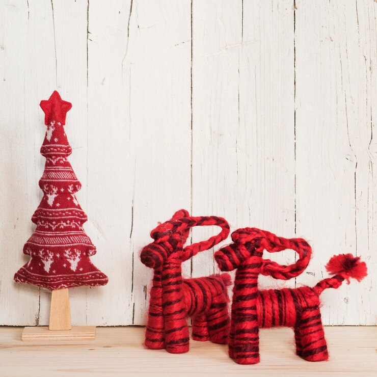 christams decor diy Yarn Christmas Tree Ornaments