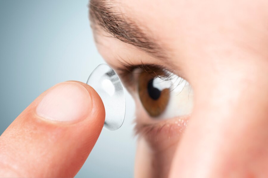 contact lense