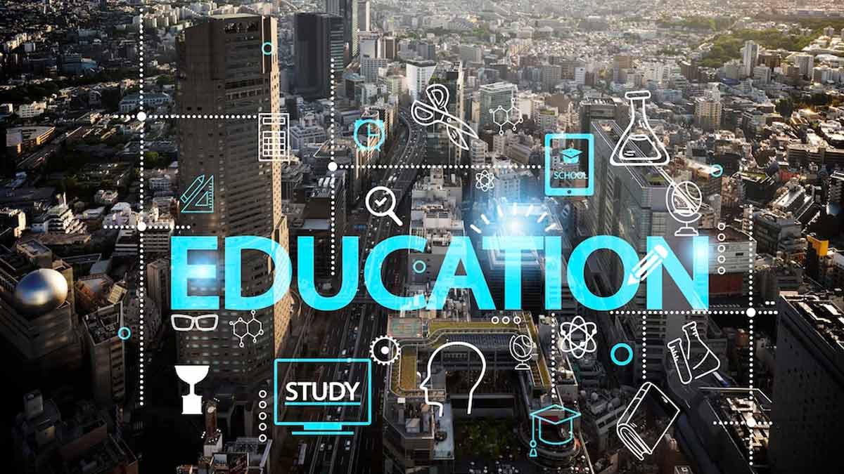Trending Courses in 2023: इस साल लॉन्च हुए ये 10 नए कोर्स जिन्हें करने