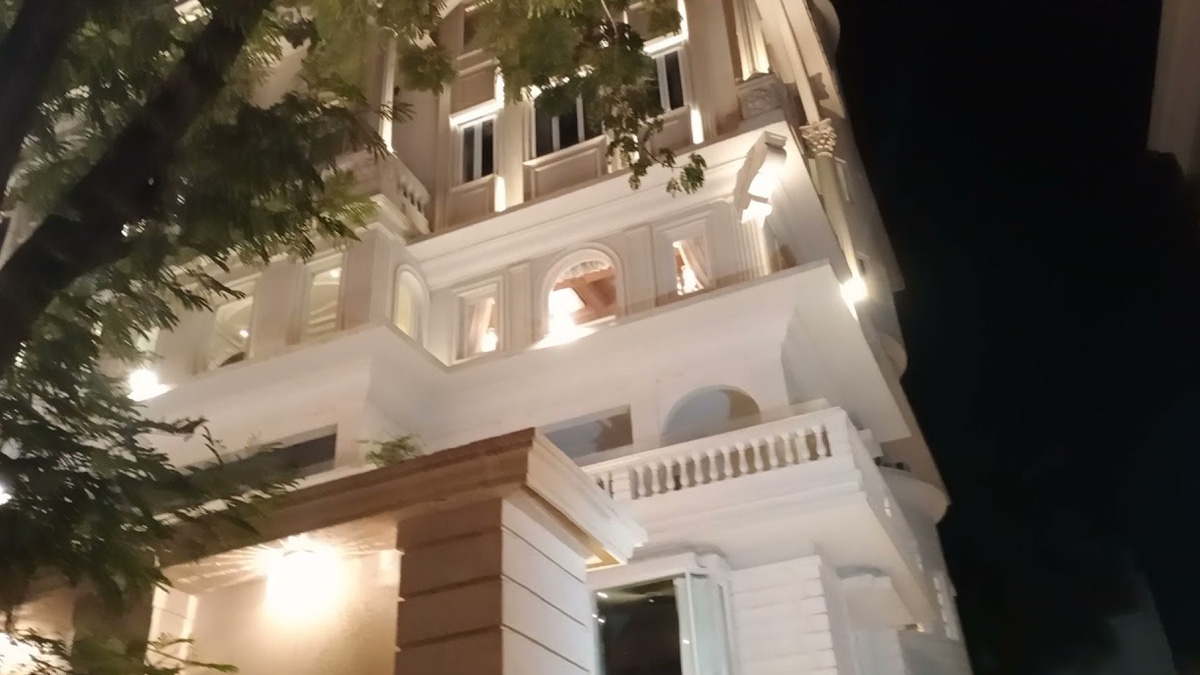 ekta kapoor house photos