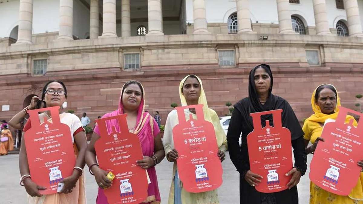 how get free lpg cylinder in up