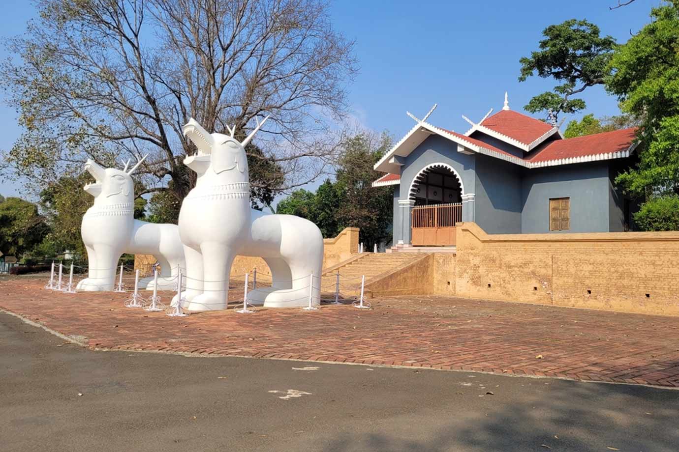 kangla fort manipur ()