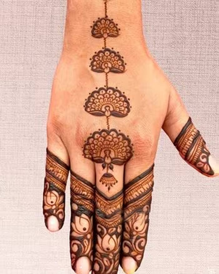 peacock mehndi