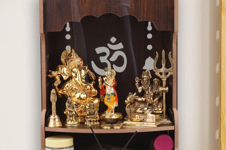 place silver coin in home temple