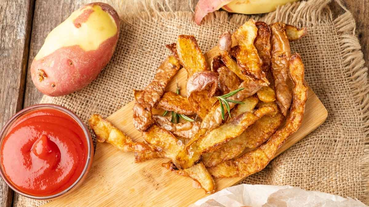 Potato Peel Chips Recipe: Here's How To Make This Easy And Healthy Snack At Home