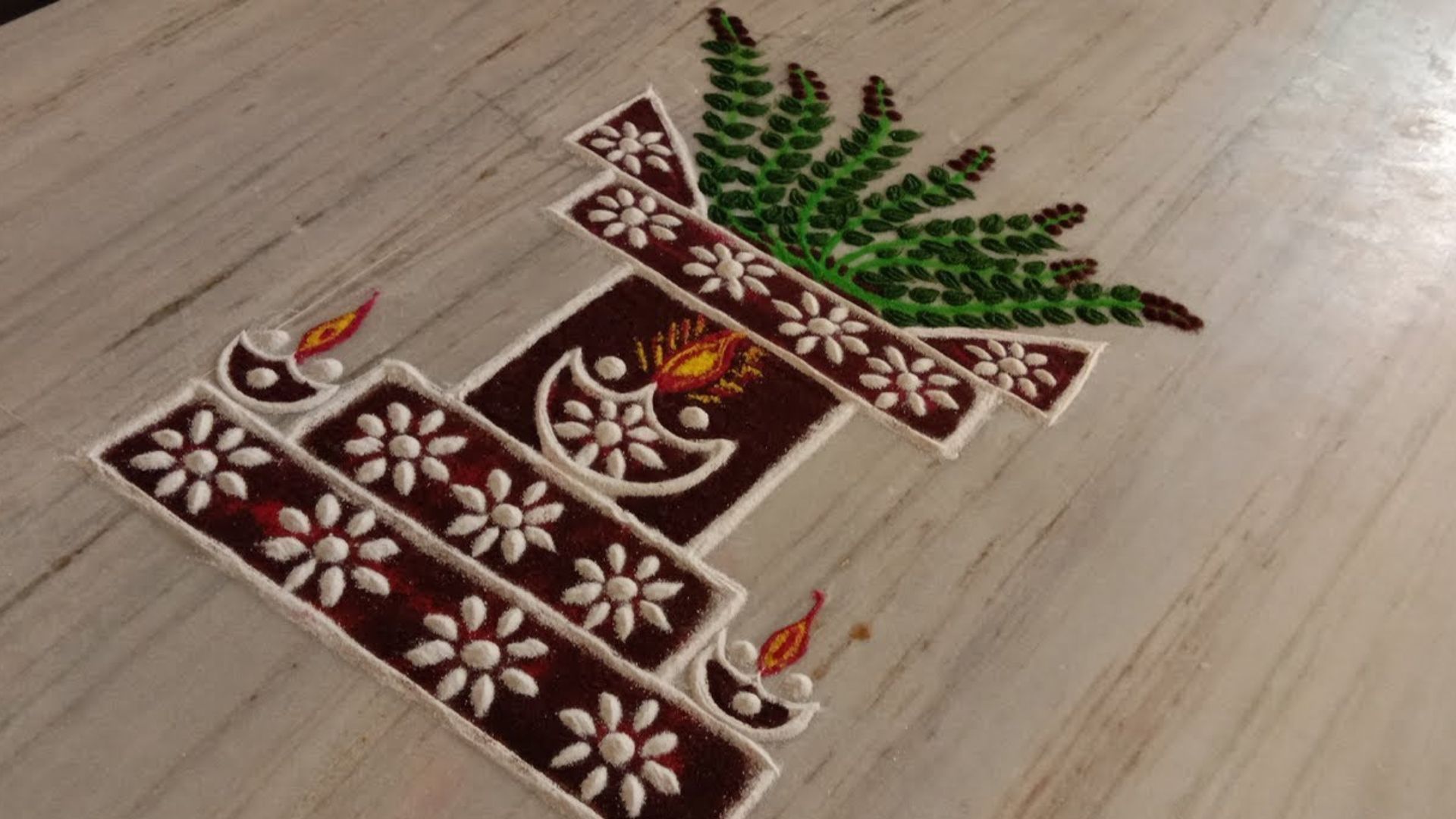 tulsi simple rangoli design 