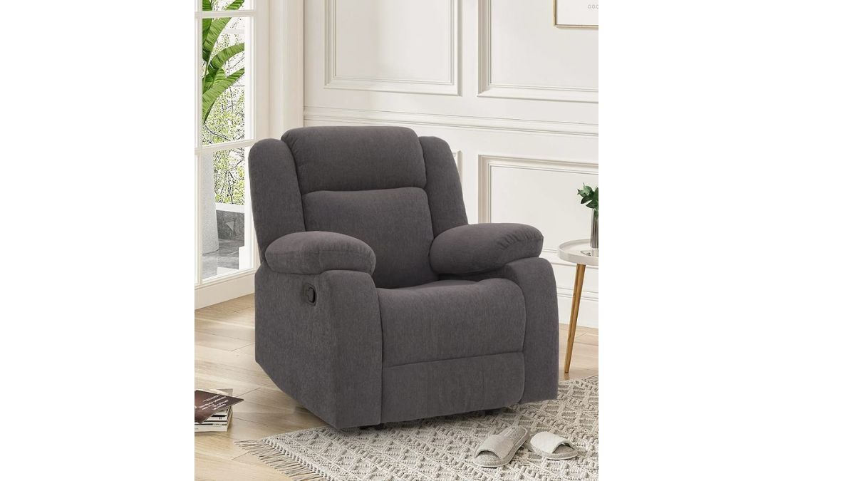 Amazon Great Indian Festival 2023 की सेल में इन Best Recliner Sofa से