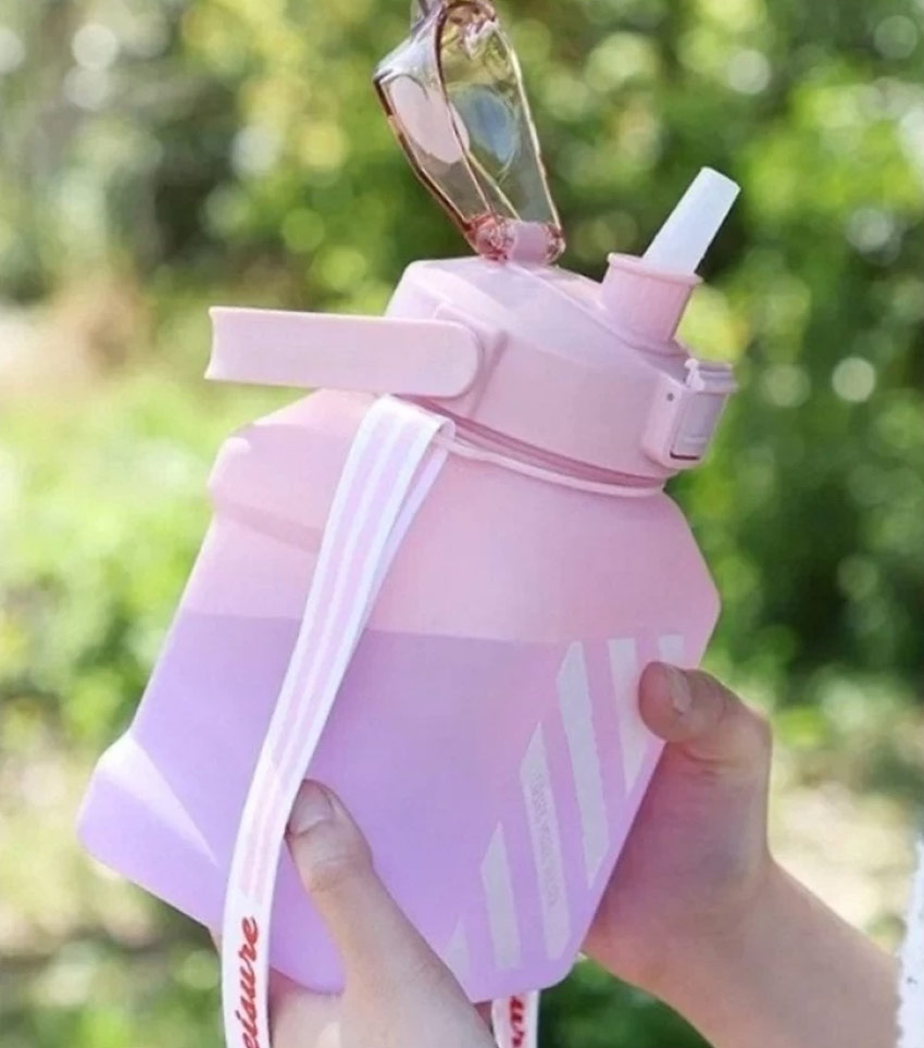 Cleaning Tips छोटे बच्चों की स्कूल की बोतल को इस 1 चीज से करें साफ