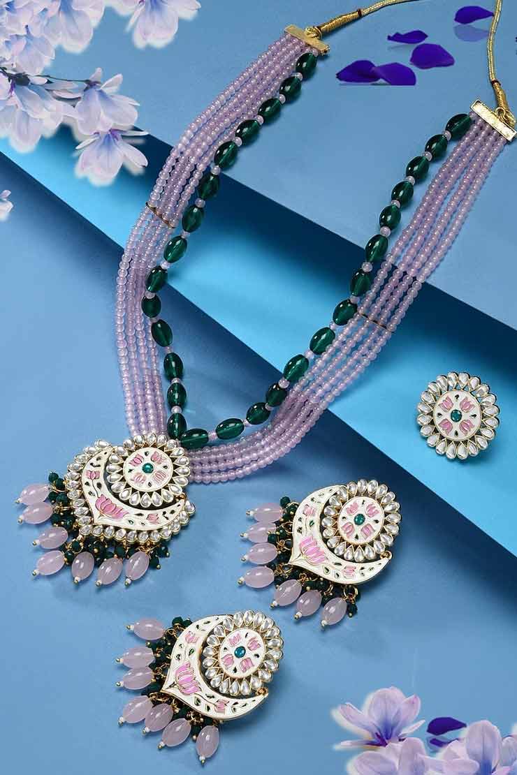 Kundan work necklace