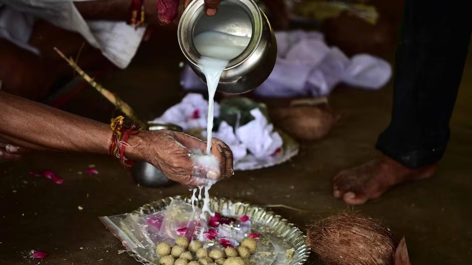 Mahalaya Amavasya 2024 Date, Timing, Significance, And Rituals For