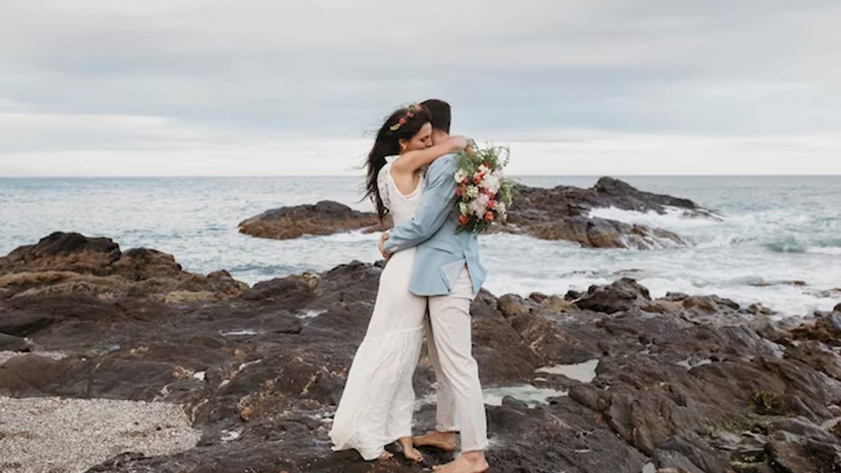 Beach pre store wedding photoshoot