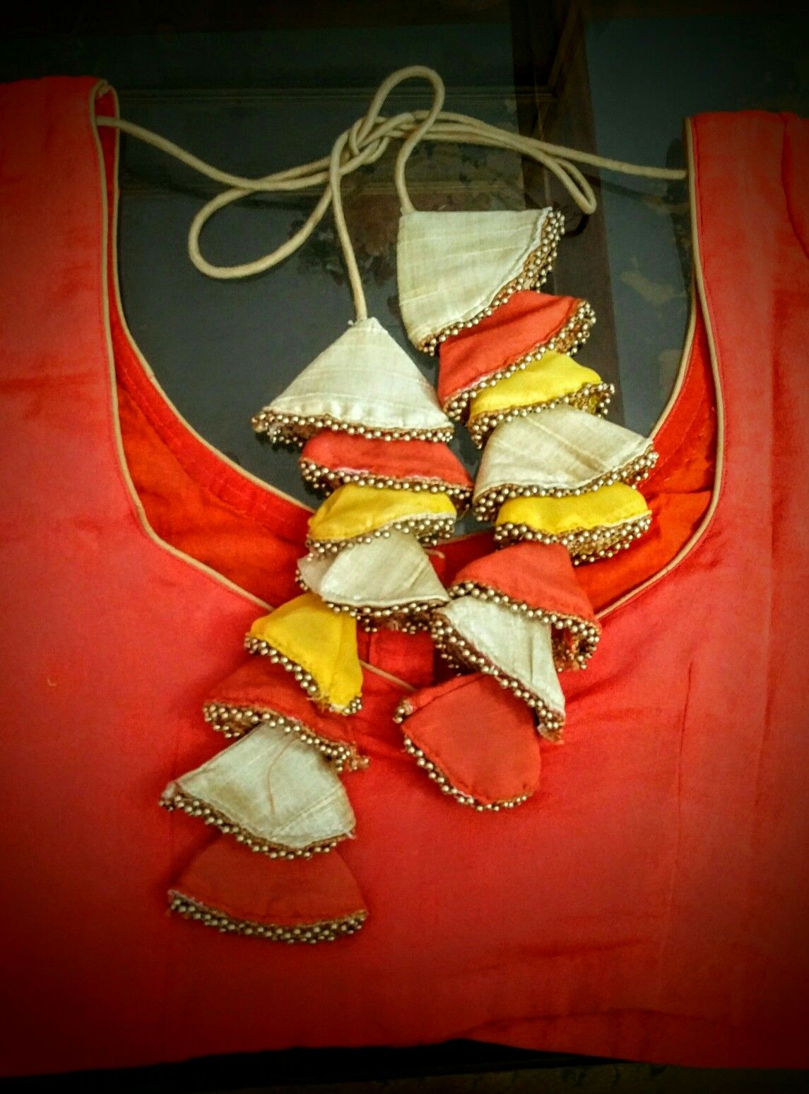 bell design latkan diy