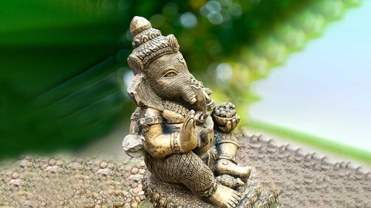 broken god idol in dream