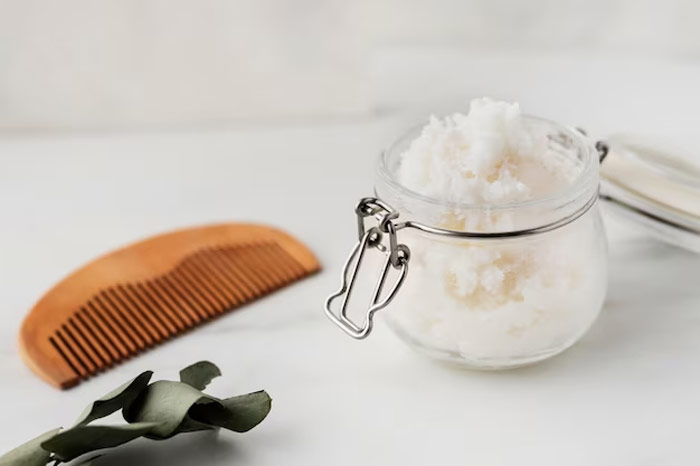 coconut oil with camphor