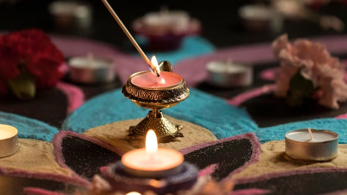 How Many Diyas Should You Lit On Diwali? Expert Suggests