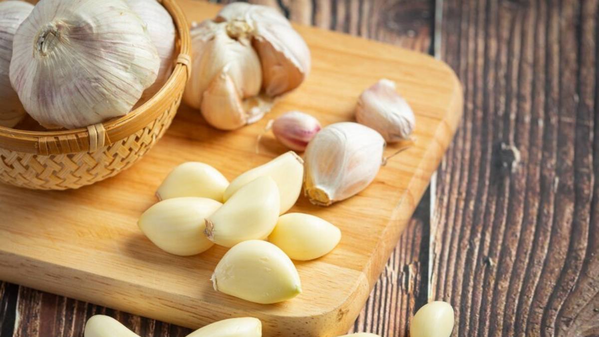 Garlic Recipes: Here Are 5 Dishes That You Must Cook At Home