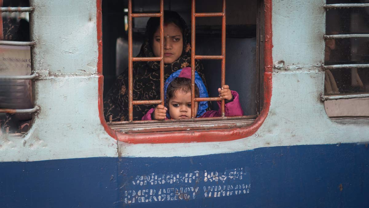 indian railway reservation for women seat discounts