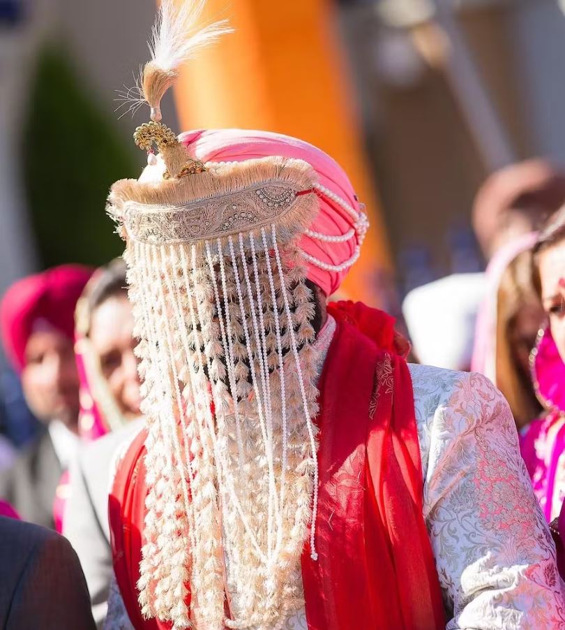 offer milk to husband on marriage day ritual