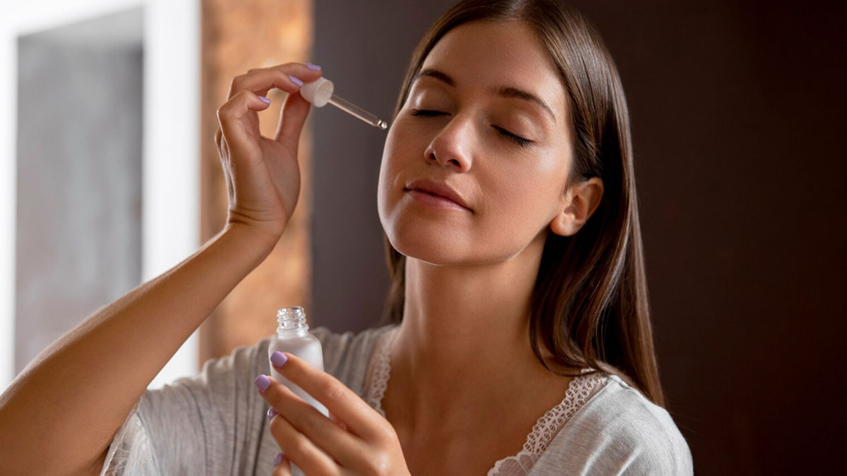 Skincare Mistakes To Avoid While Applying Face Serum