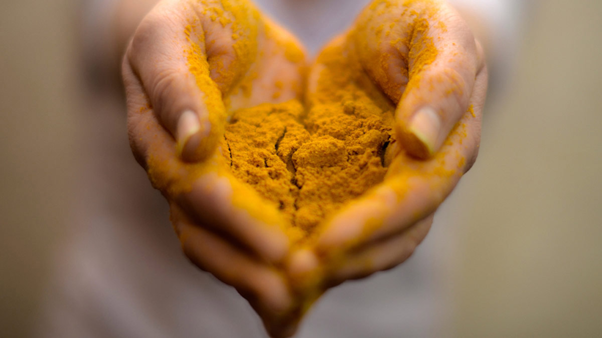 turmeric water benefits as per astrology