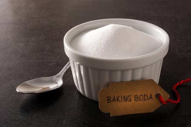 Baking Soda shoe hack