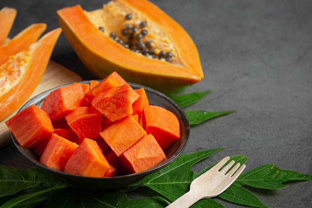 प्लेटलेट्स काउंट बढ़ाने में काम आएंगे ये फूड how to increase platelet count naturally HerZindagi