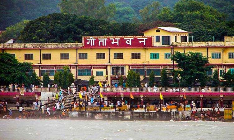 Geeta Bhawan ashrams, Rishikesh