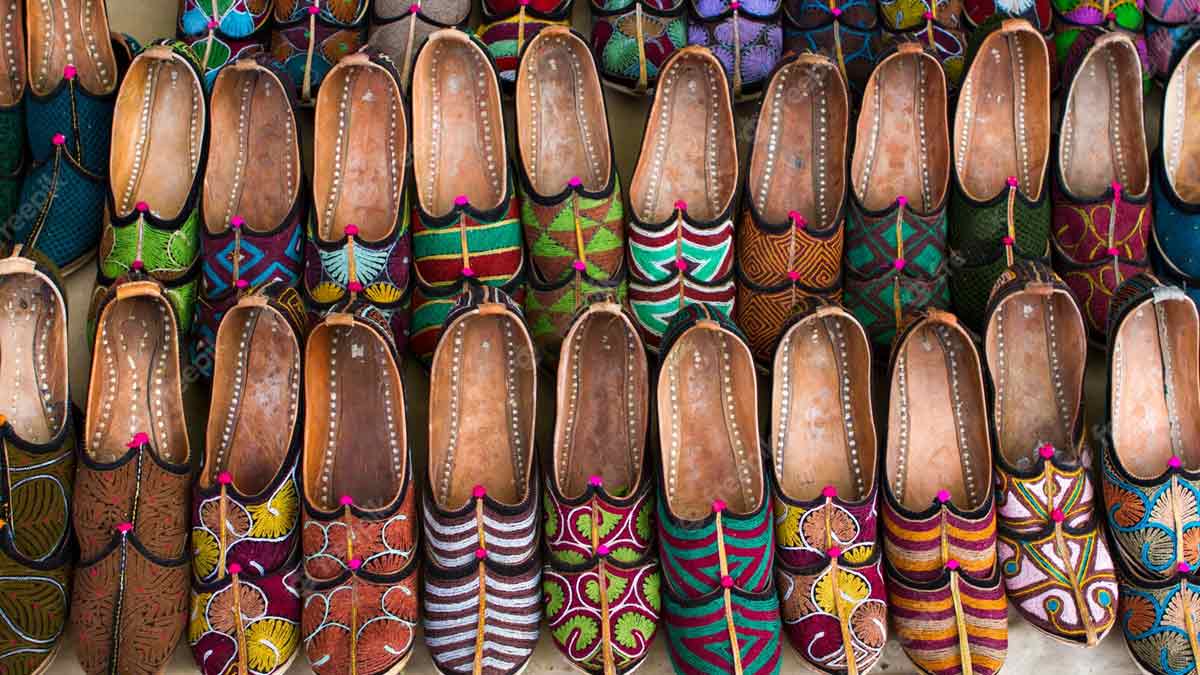 Diwali Shine From Head To Toe With Ethnic Footwear