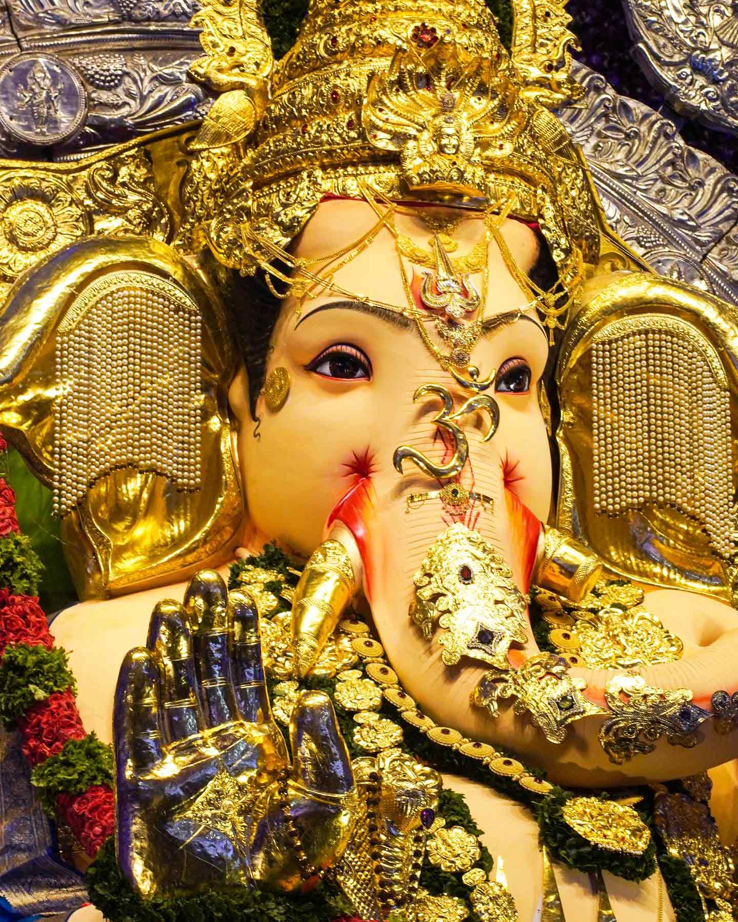 Mumbai’s Ganesha Festival Sparkles: 66 Kg Gold And 295 Kg Silver ...