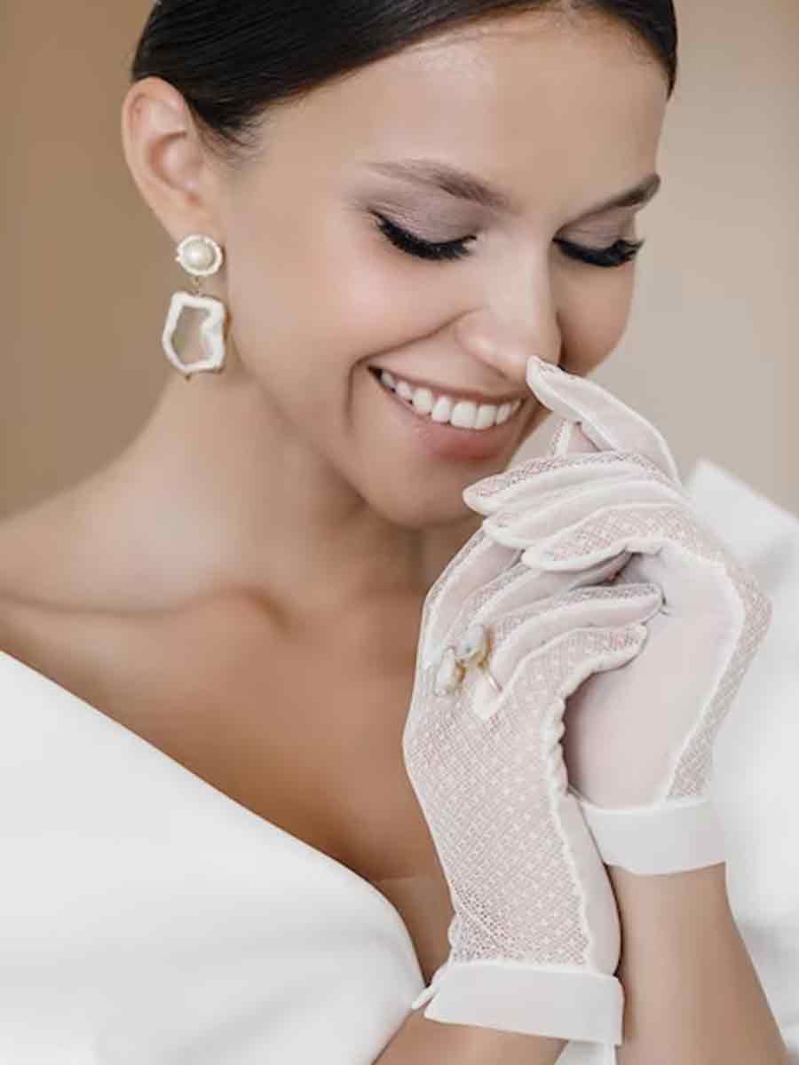 gloves for bride